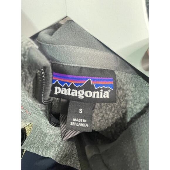 Patagonia Grey Full Zip Jacket Sweater Women's Size S - Picture 3 of 3